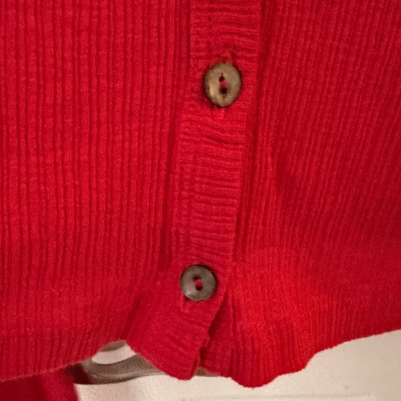 Michael Stars NWT Red Button-Up V-Neck Cardigan - Picture 4 of 9